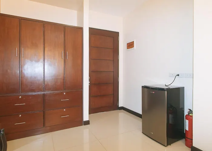 Hotel Reddoorz At Nucell Near Ngcp