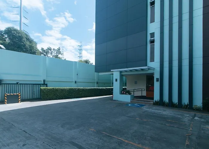 Hotel Reddoorz At Nucell Near Ngcp *